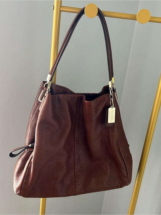 Coach Handbags - Vintage Coach Madison Phoebe Shoulder Bag Brown leather and gold hardware 26224